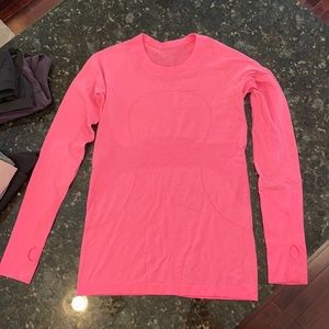 Lululemon swiftly tech long sleeve sz8